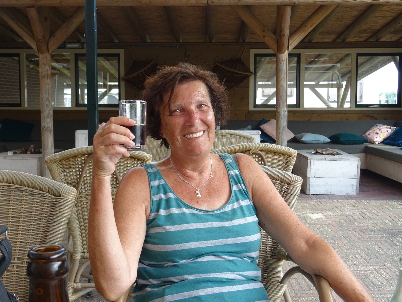 D:\jecke-hexe\Pictures\Solitaire\Friesland 2018\12 bis Ossenzijl\Kalenberger Gracht\DSC01031.JPG