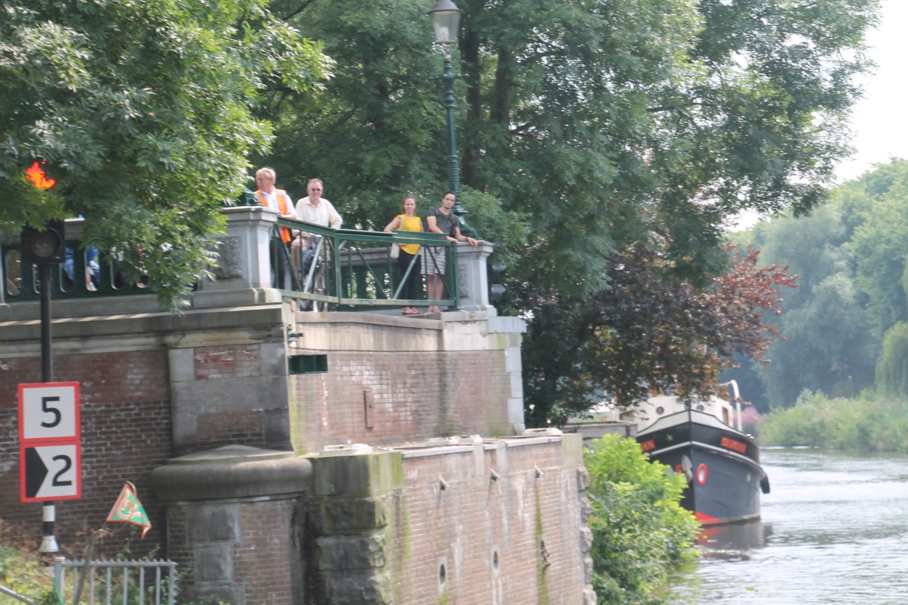 F:\Sommer Tour 2016\Fotos\8 bis Hertogenbosch\IMG_1979.JPG