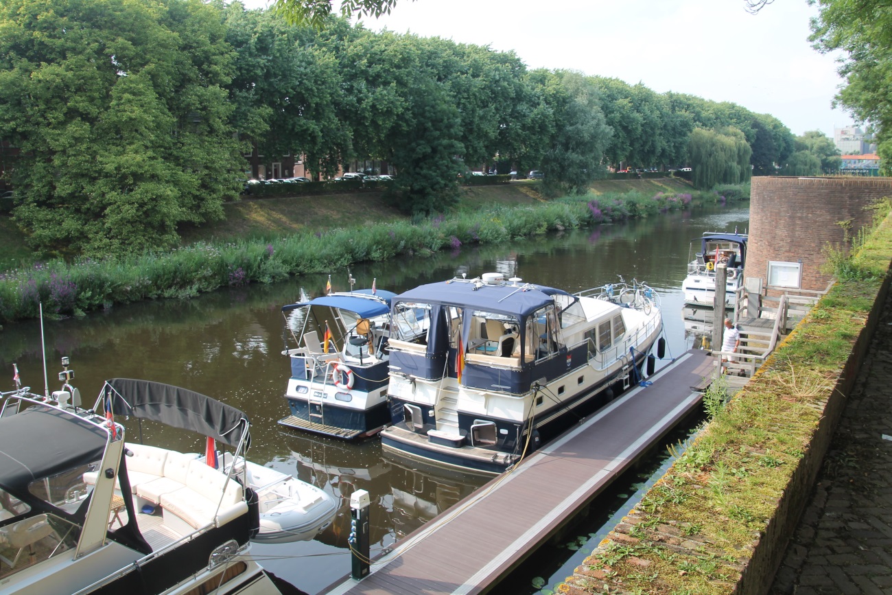 F:\Sommer Tour 2016\Fotos\8 bis Hertogenbosch\IMG_1986.JPG