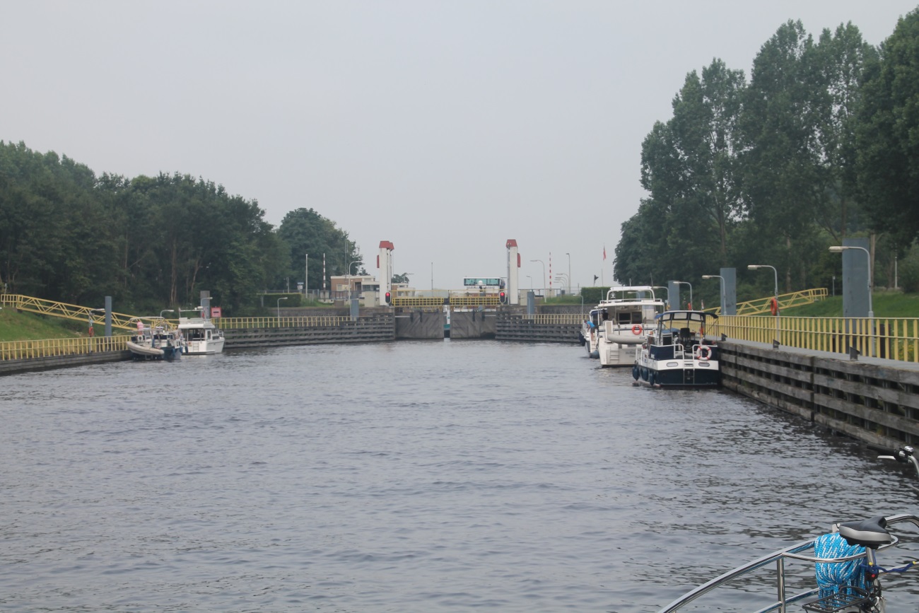 F:\Sommer Tour 2016\Fotos\9 bis Batavier\IMG_2008.JPG